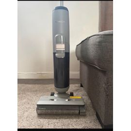 Aspirateur laveur Tineco - Aspire et lave en même temps, idéal pour tous les sols durs