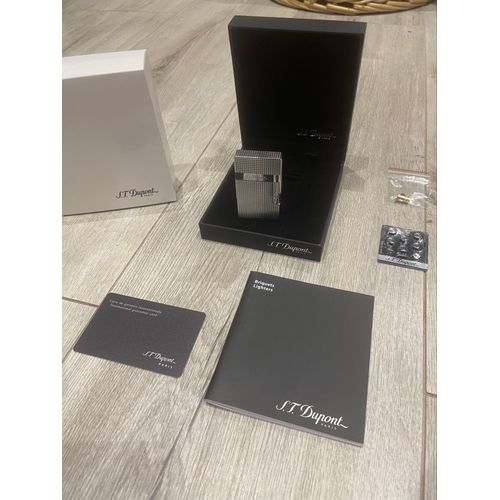 Briquet S.T. Dupont Argenté, Ligne Or 2