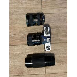 Appareil photo vintage Fujica modèle ST705W avec 3 objectifs f35-70mm / Zoom f80-200mm / Zoom f28-80mm