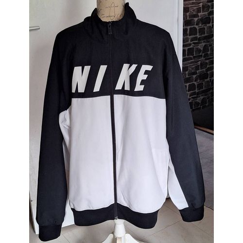 Veste De Sport Zippée Nike Noire Et Blanche