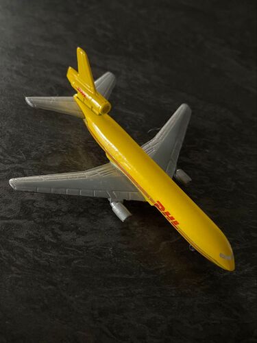 Majorette avion dhl