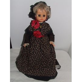 poupée ancienne folklorique robe coiffe 45 cm