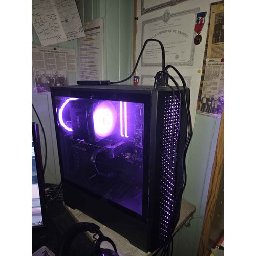 PC Gamer AMD Ryzen 7 5700X - 3.4 Ghz - Ram 32 Go - SSD 1 To - Windows 11 Pro