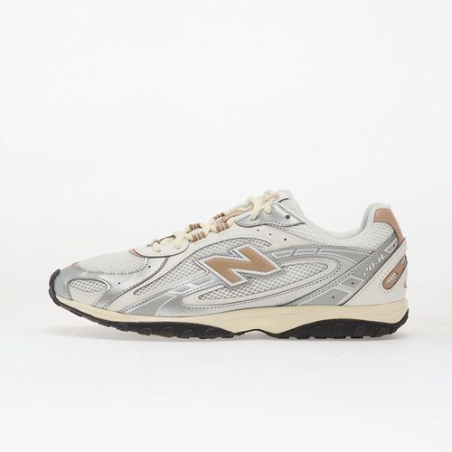 Chaussures Baskets New Balance 204 Silver Metallic Eur