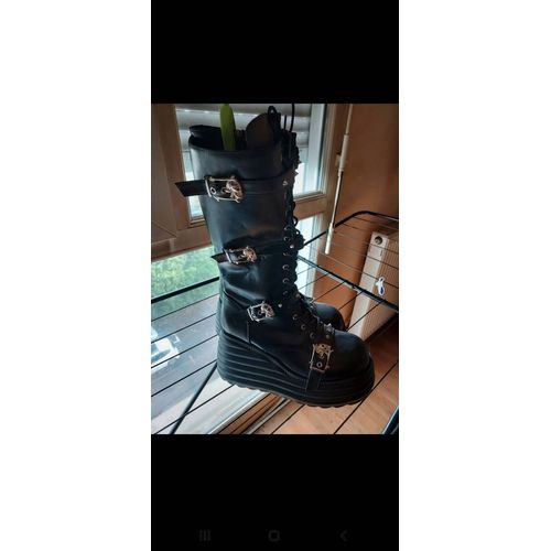 Bottes Gothique Compensees Tetes De Mort Taille 41