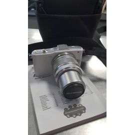 Olympus Pen E-PM1 12.2 mpix + Objectif Olympus Digital 14-42mm