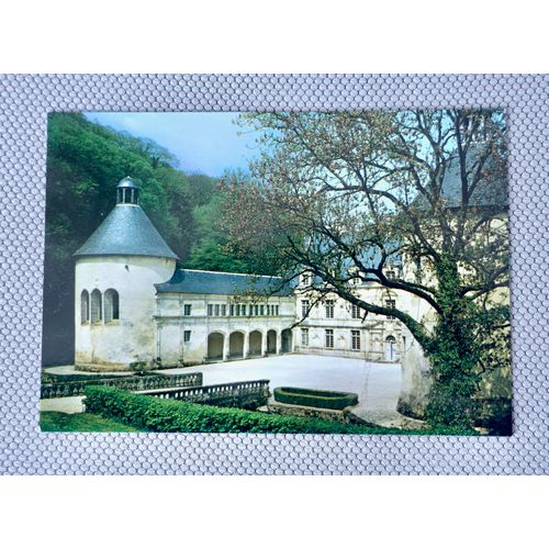 Carte Postale Ancienne. Château De Bussy-Rabutin. Cour D'Honneur. Côte D'Or (Dep 21). Bourgogne-Franche-Comté.