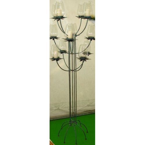 Chandelier en fer forgé vert bouteille – Élégance naturelle à douze lumières