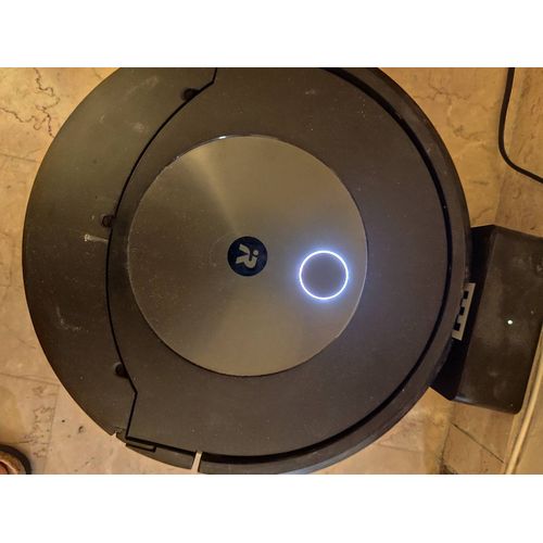 Aspirateur irobot laveur "Roomba Combo J7"