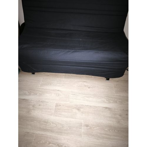 Clic Clac Bz . Servi Une Seule Fois. Je Le Car Nous Faisons De La Pièce Une Chambre