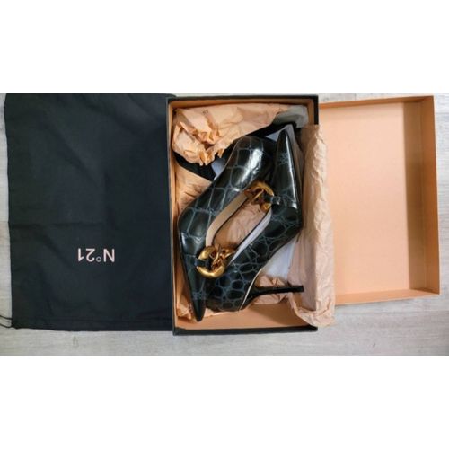 Chaussure N21 Avec Petit Talon Confortable De 5 Cm Avec Imprimé Cuir Effet Croco Et Boucle Dorée Avec Logo Imprimé N 21