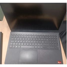 Dell Vostro 3515 - 15" AMD Ryzen 5 5500 - 2.1 GHz - Ram 8 Go - SSD 256 Go - Azerty