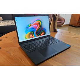 Dell Vostro 3520 - 15.6" Intel Core i3-1115G4 - 3 Ghz - Ram 8 Go - SSD 512 Go