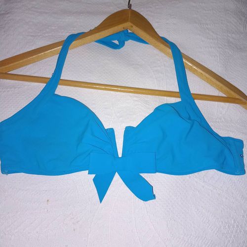 Haut De Maillot De Bain Turquoise De La Marque Etam, Taille 38fr Voire 90b - Type De Produit : Haut De Maillot De Bain À Armatures