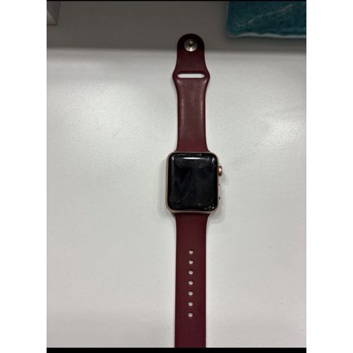 Je vends cette Apple Watch série 3 de 42 mm 