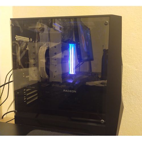 PC Gamer AMD Ryzen 5 5600X - 3.7 Ghz - Ram 32 Go - SSD 1 To