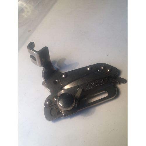 Pied pour machine à coudre singer 