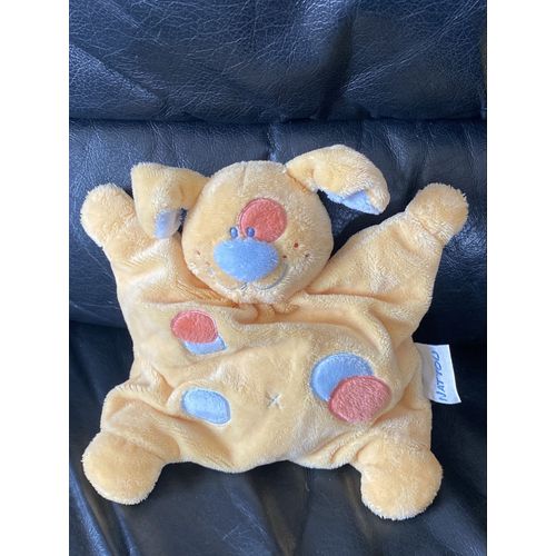 DOUDOU NATTOU CHIEN ORANGE JAUNE BLEU RONDS SEMI PLAT 20CM