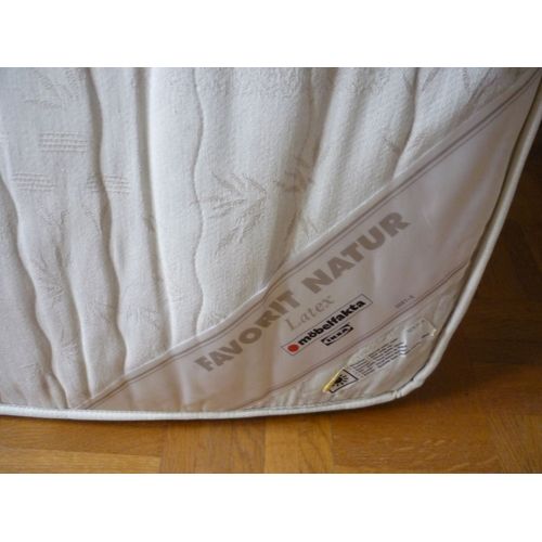 Matelas 190 cm x 90 cm. Ikea Favorit Natur. Latex