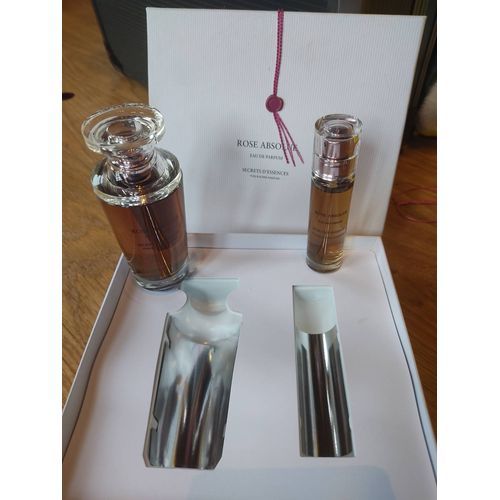 Coffret Parfum Rose Absolue Secrets D'Essences Yves Rocher Spray 50 Ml + Vapo De Sac 15 Ml 