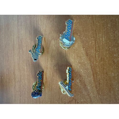 Lot De 4 Pin'S Perolo : Equipementier