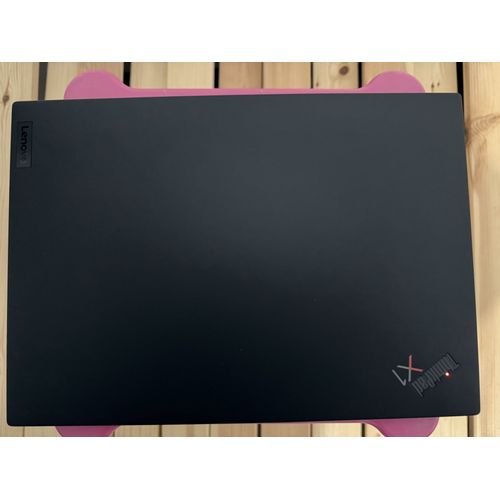 Lenovo ThinkPad X1 Carbon Gen 9 - 13.3" Intel Core i5 - Ram 16 Go - SSD 512 Go