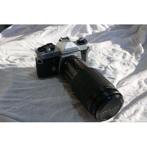 Pentax KM zoom pentax SMC A 70-210 f4.