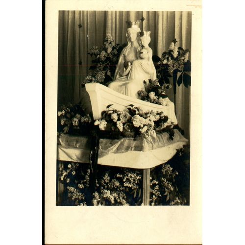 Carte Postale Ou Photo Ancienne , Vierge Marie Avec Enfant Jésus Dans Une Barque