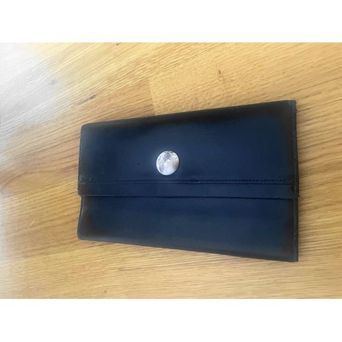 Compagnon longchamp cuir noir "tout en un" 18.5*11 cm