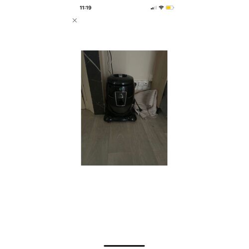 Aspirateur ,à changer réservoir d’eau sinon fonctionne nickel 