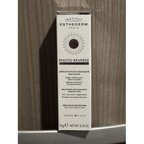 Photo Reverse Crème En Stick Éclaircissante 