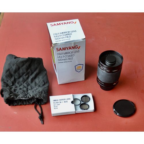 500 mm Samyang monture Nikon