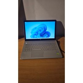 HP 15-cc519nf - 15.6" Intel Core i7 - Ram 8 Go - SSD 128 Go + DD 1 To