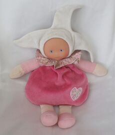 Doudou Poupée Rose Bonnet Blanc C?ur Et Collerette Fleurs Corolle