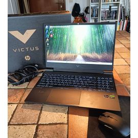 HP Victus 15-fb0000sf - 15" AMD Ryzen 5 5600H - 3.3 Ghz - Ram 8 Go - SSD 512 Go