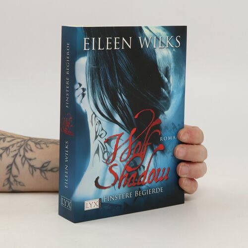 Wilks, E: Wolf Shadow 04