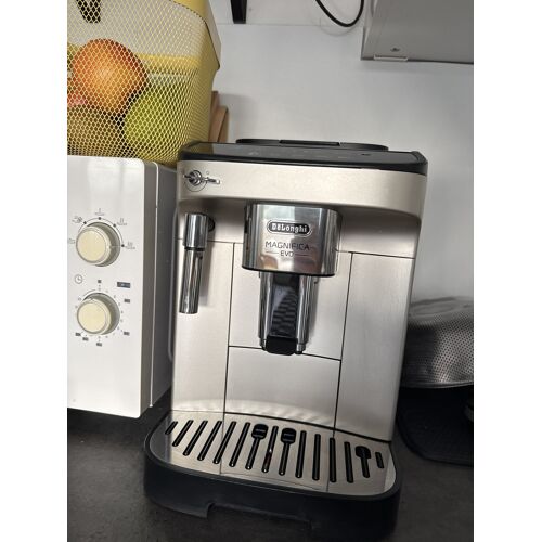 Delonghi Magifica Evo