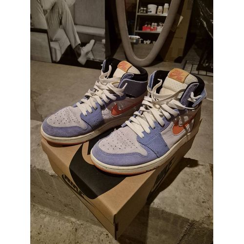 Baskets. Air Jordan Zoom. Nike. P42