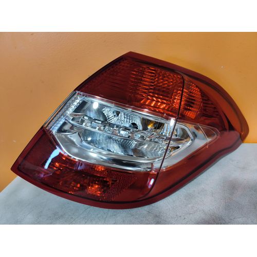 Feu Arrière Droit Citroën C4 Réf : 6351ks