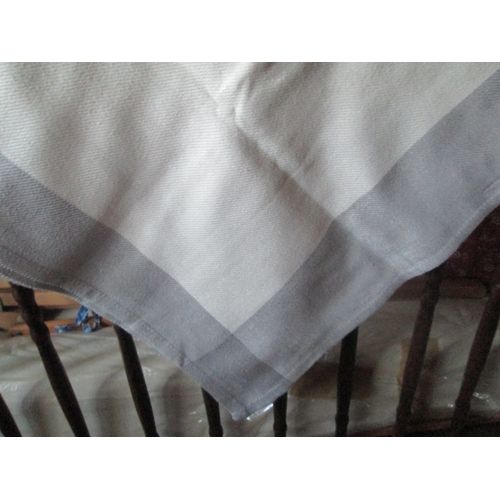 Etole/Echarpe Beige Et Grise 90 X 140 Cm