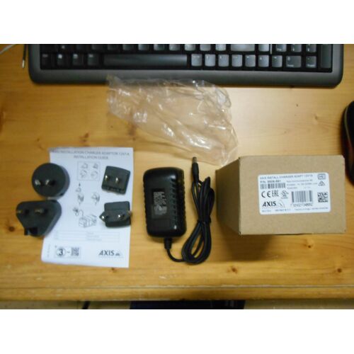 Chargeur « AXIS Installation Charger Adaptor » 12 V 1 A