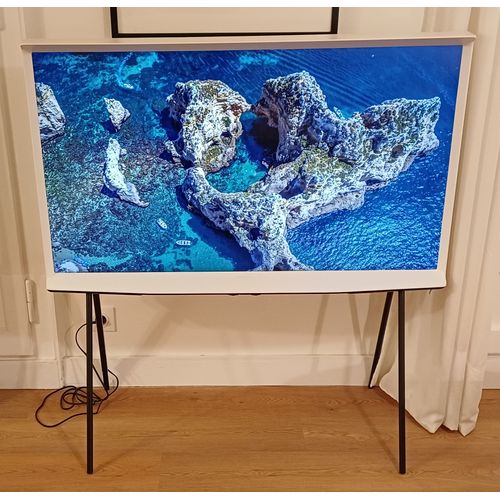 Samsung QE50LS01TAU - 50" - TV The Serif QLED 4K 2022