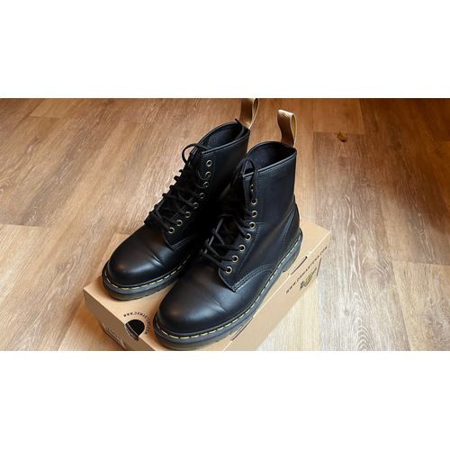 Docs Martens Végan Blacks - 41