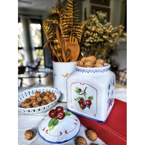 Vintage Villeroy & Boch Pot