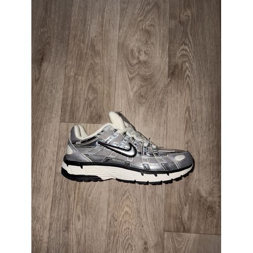 Nike P6000 Grises