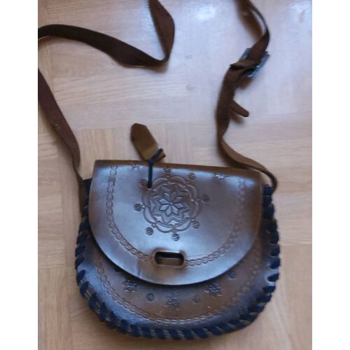 Ancien sac à bandoulière tout en cuir artisanat Marocain