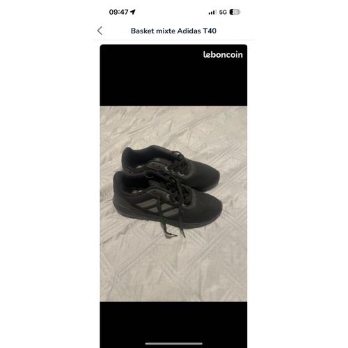 Basket Femme Adidas T40 Couleur Noir