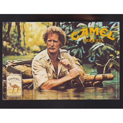 Carte Postale Représentant La Publicité Pour Les Briquets Camel