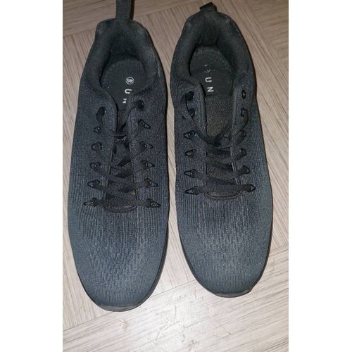 Vend Baskets Pointure 46.Baskets De Mi Saison.Très Peu Portées.