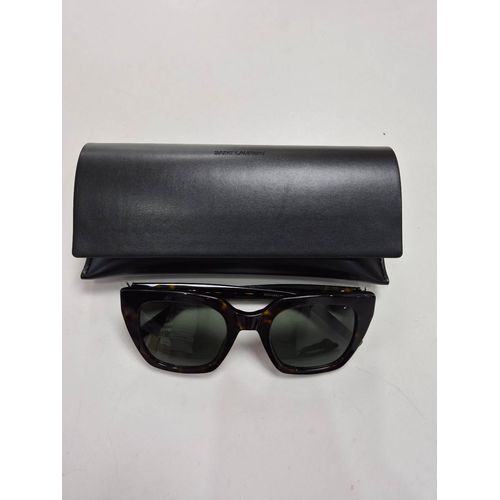 Lunettes De Soleil Saint Laurent Sl M143